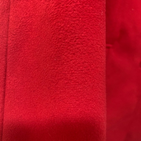 Beautiful Red coat Size S - Picture 4 of 6